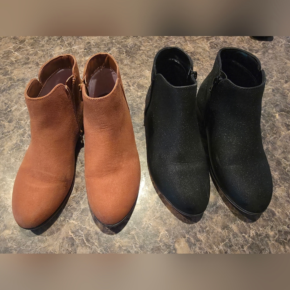 Cat & Jack Kids' Black and Brown Boots